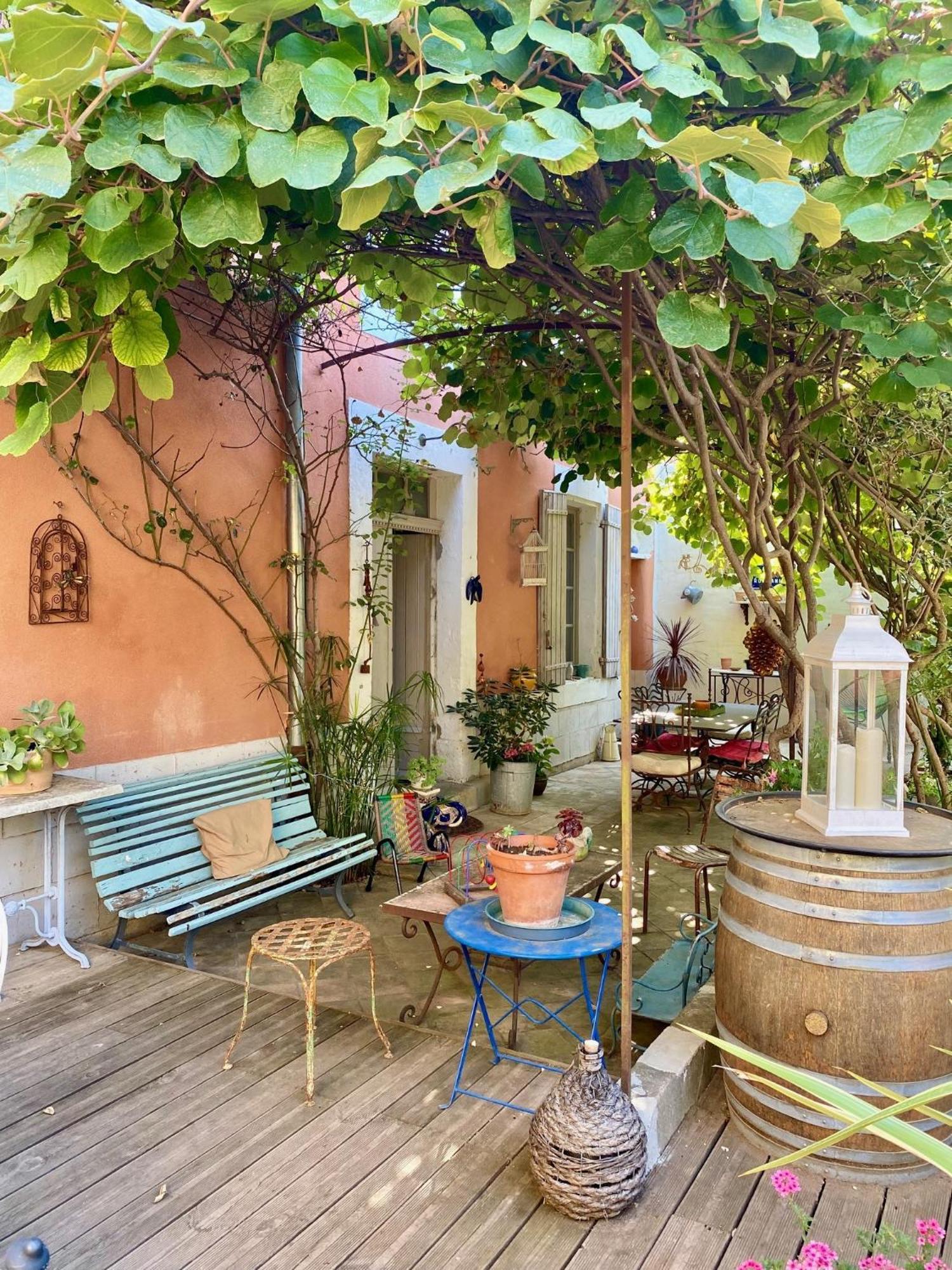 Chambre D Hote De Charme Ste Cecile Les Vignes Sainte-Cécile-les-Vignes Екстериор снимка